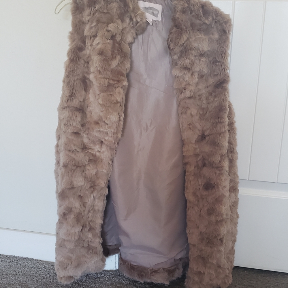 Forever 21 Faux Fur Vest